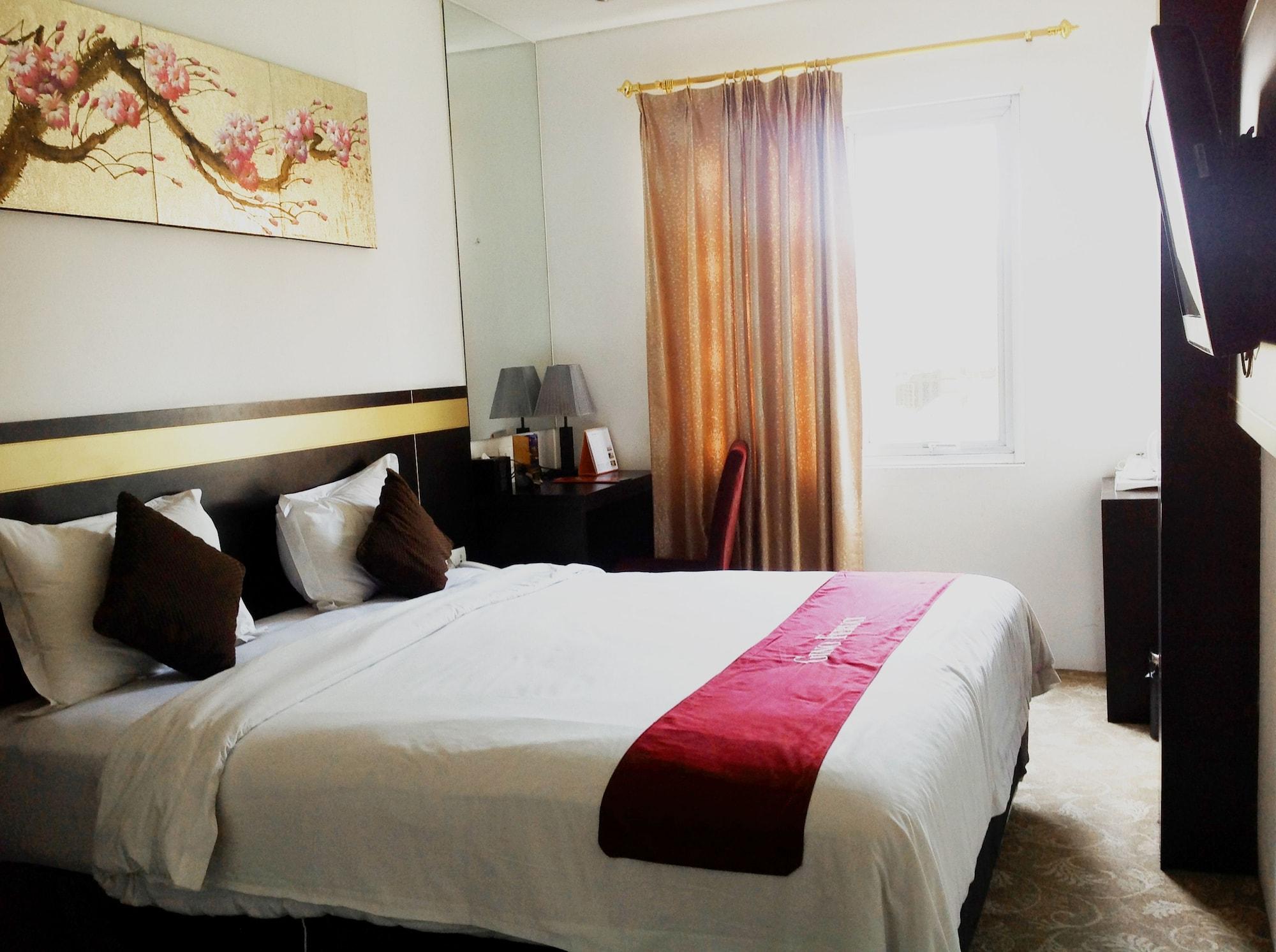 Gino Feruci Kebon Jati By Kagum Hotels Bandung Extérieur photo