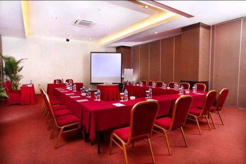 Gino Feruci Kebon Jati By Kagum Hotels Bandung Extérieur photo