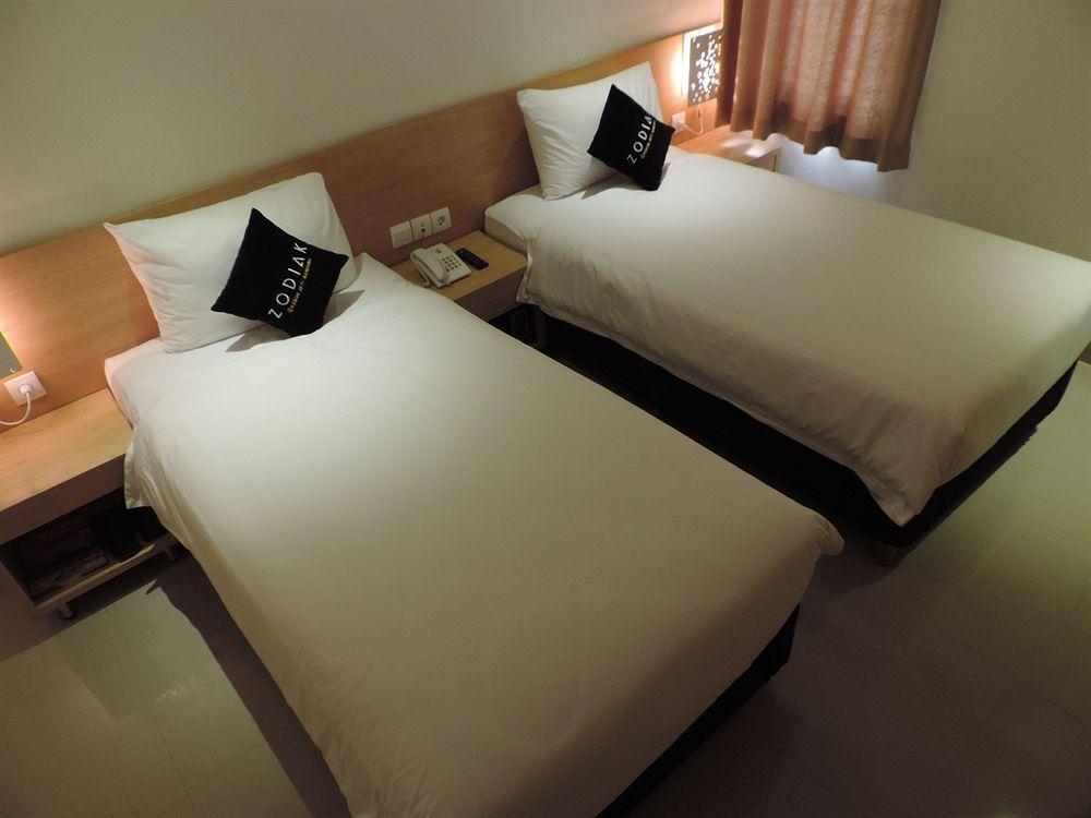 Gino Feruci Kebon Jati By Kagum Hotels Bandung Extérieur photo