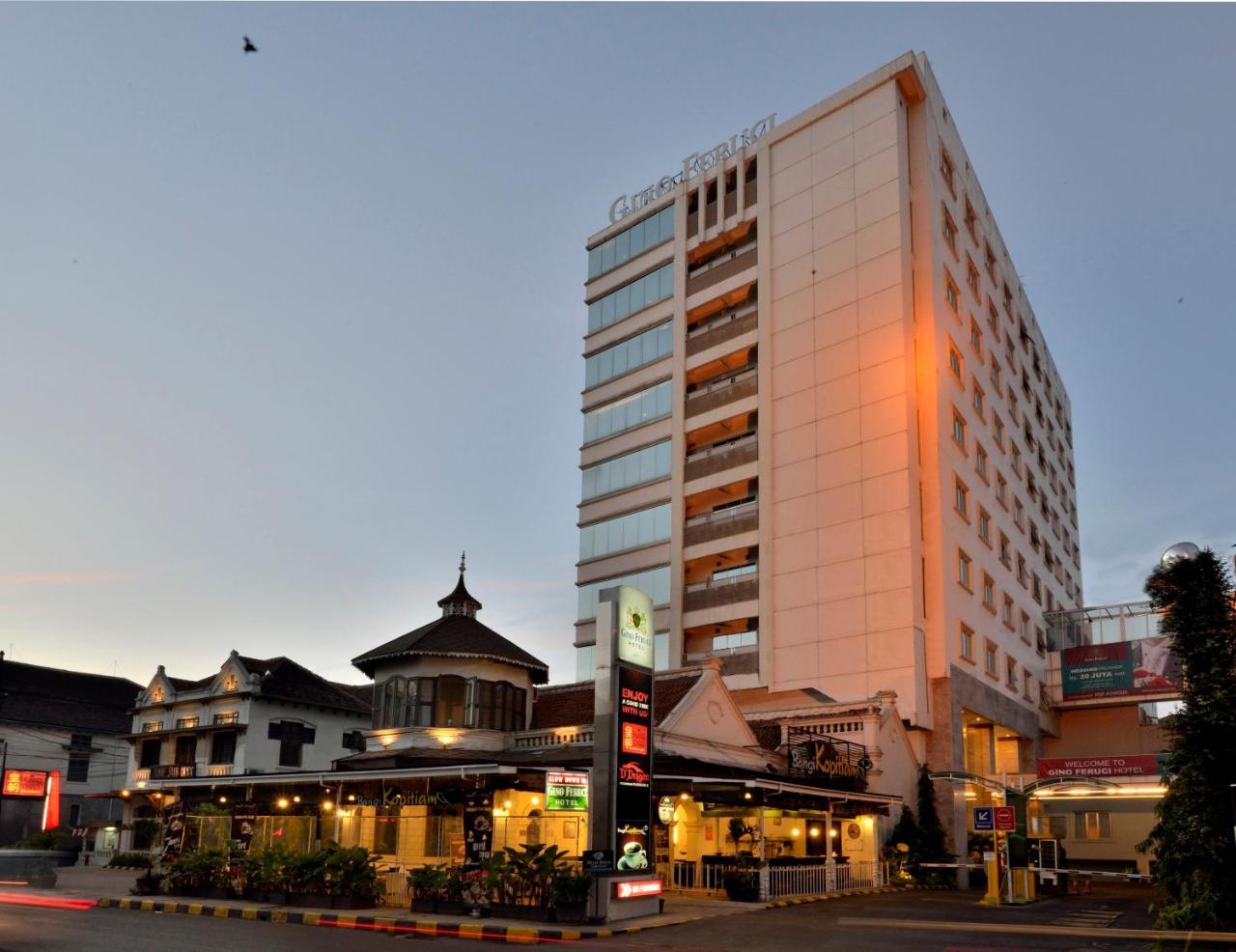 Gino Feruci Kebon Jati By Kagum Hotels Bandung Extérieur photo
